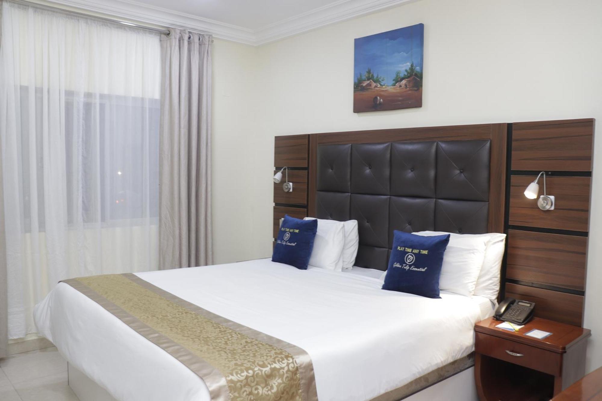 Golden Tulip Hotel- Evergreen ポートハーコート エクステリア 写真