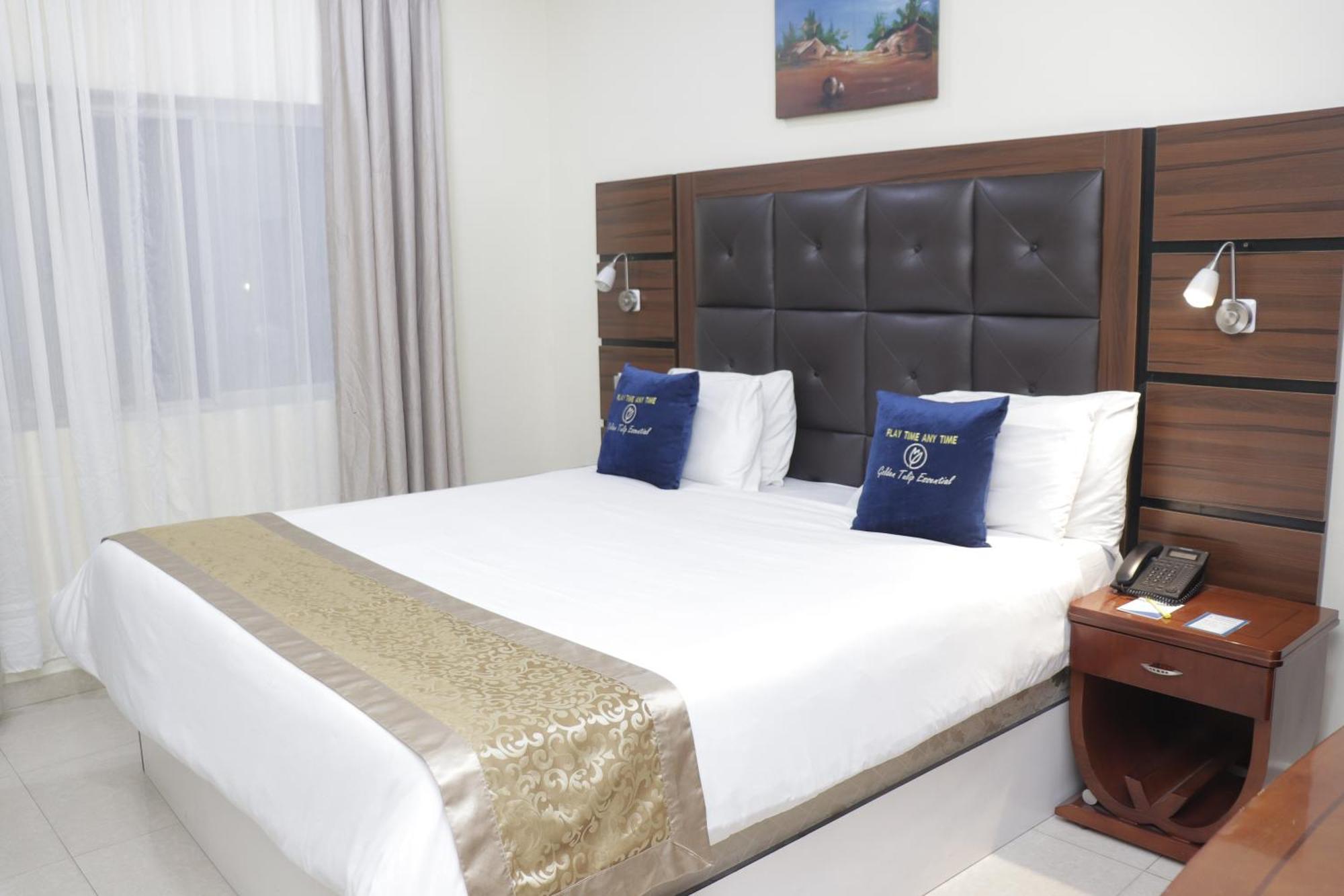 Golden Tulip Hotel- Evergreen ポートハーコート エクステリア 写真